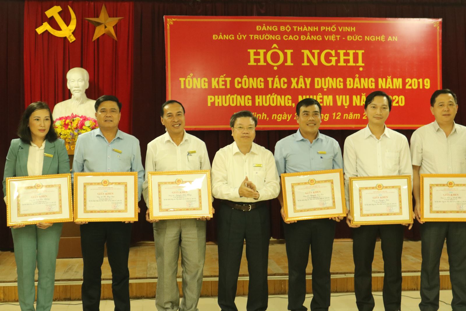 Trường Cao đẳng Việt - Đức Nghệ An tổ chức Hội nghị tổng kết công tác Đảng năm 2019, triển khai nhiệm vụ năm 2020