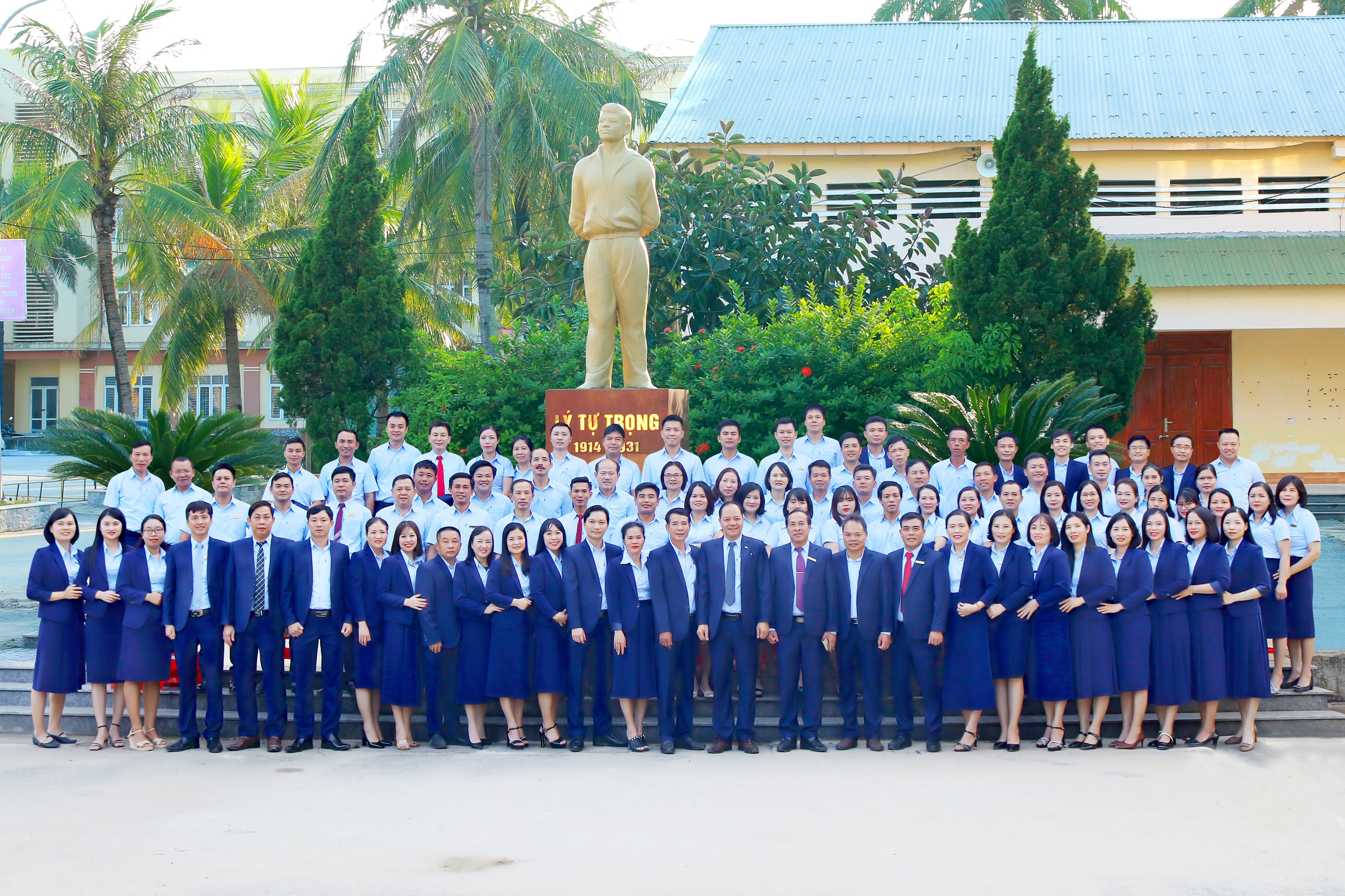 Trường Cao đẳng Việt - Đức Nghệ An long trọng  tổ chức Lễ kỷ niệm 50 năm thành lập và 40 năm ngày Nhà giáo Việt Nam 20/11
