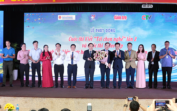 Phát động thi viết 