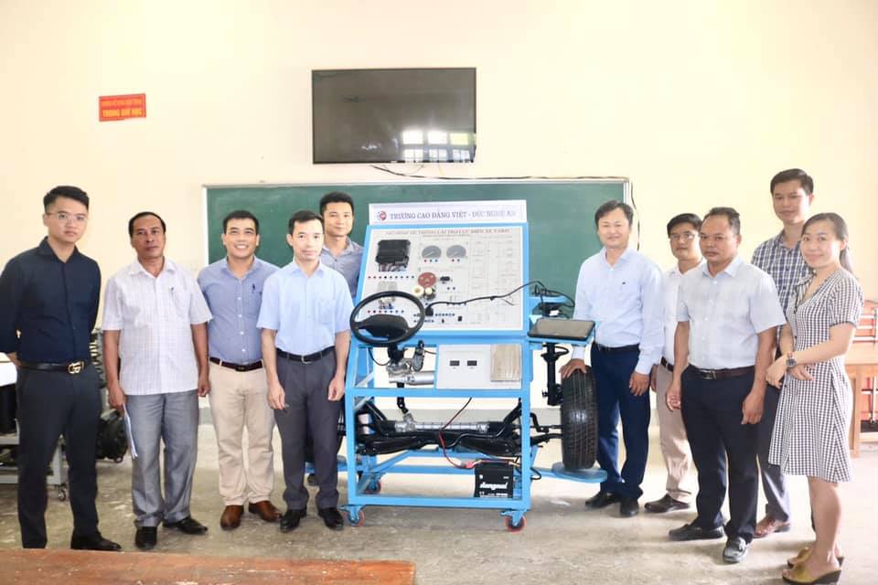 Hội đồng xét thưởng công trình sáng tạo khoa học công nghệ tỉnh Nghệ An đánh giá công trình 