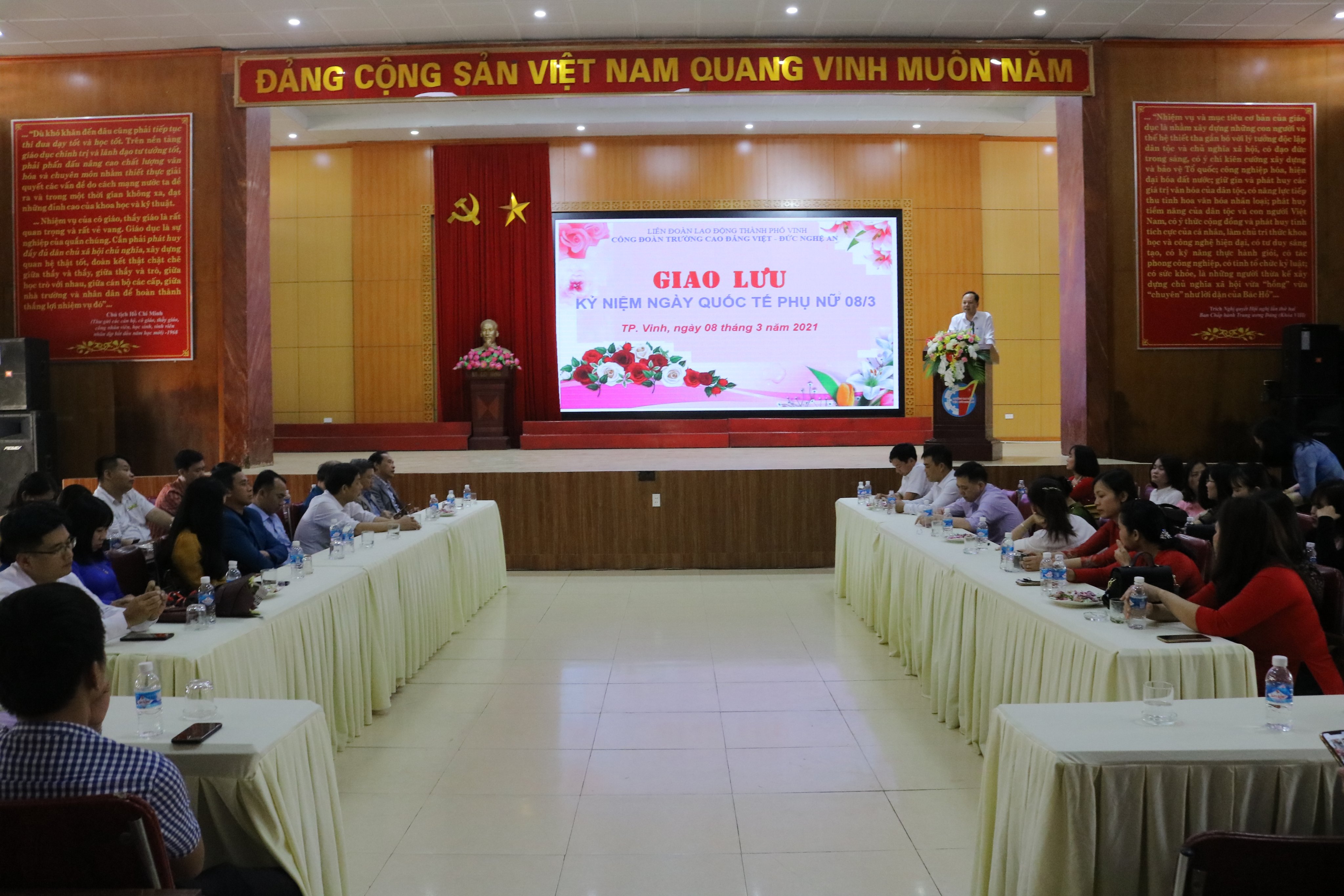 Giao lưu kỷ niệm 111 năm Ngày Quốc tế phụ nữ 8/3
