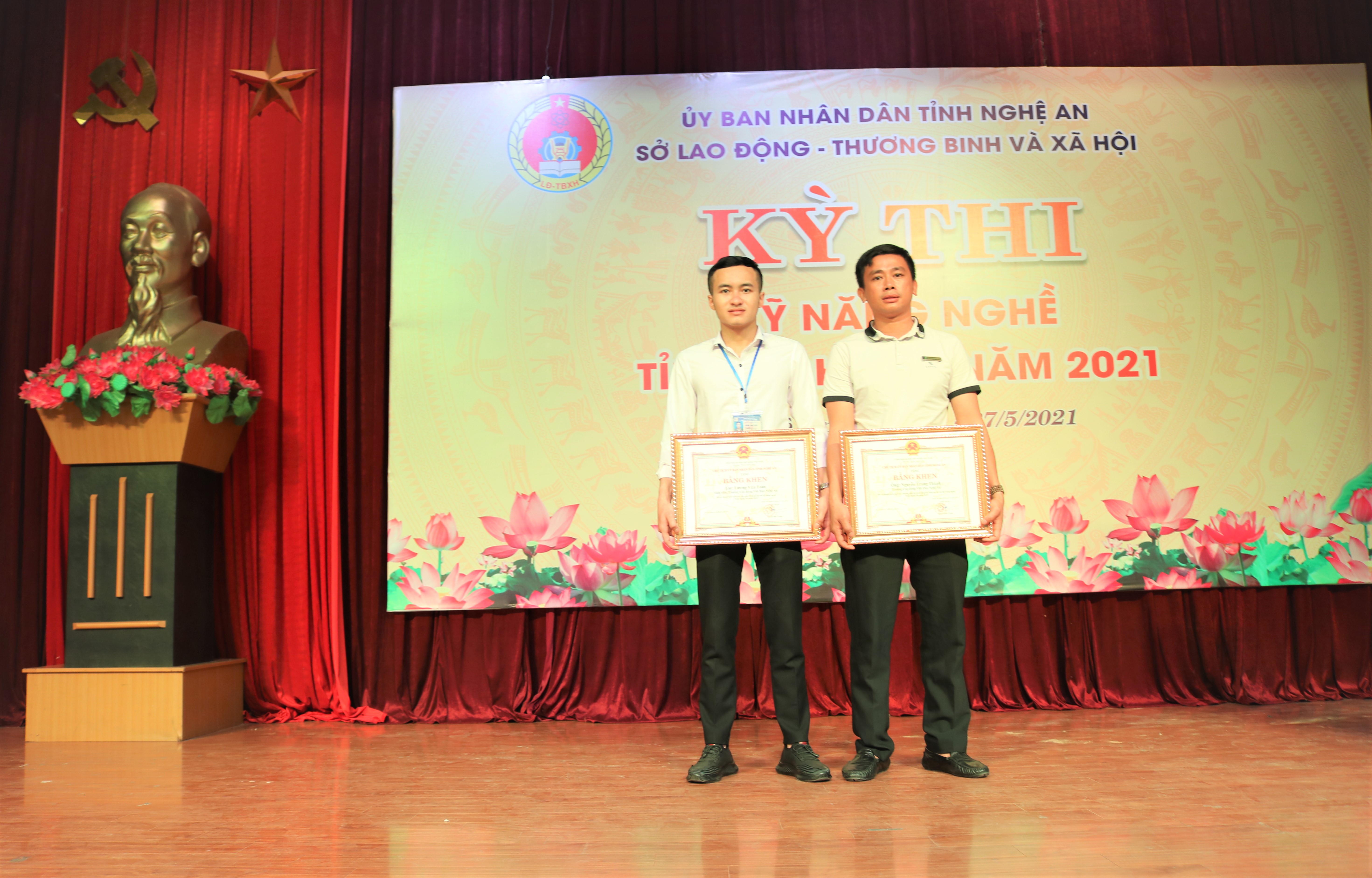 CHÀNG SINH VIÊN MIỀN NÚI VỚI ƯỚC MƠ LẬP NGHIỆP TỪ CON ĐƯỜNG HỌC NGHỀ