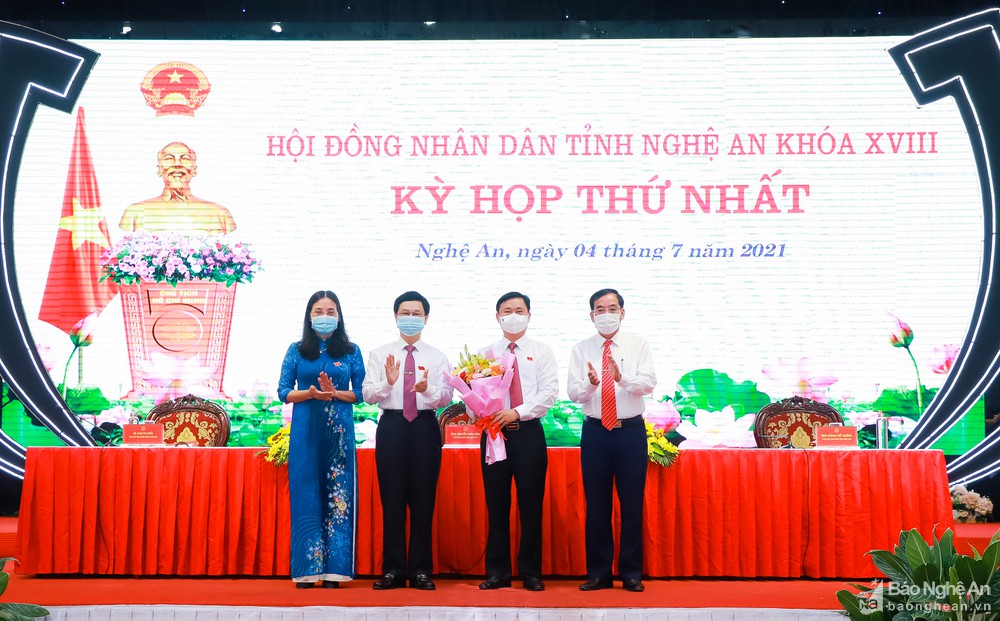 BÍ THƯ TỈNH ỦY THÁI THANH QUÝ ĐƯỢC BẦU GIỮ CHỨC CHỦ TỊCH HĐND TỈNH KHÓA XVIII