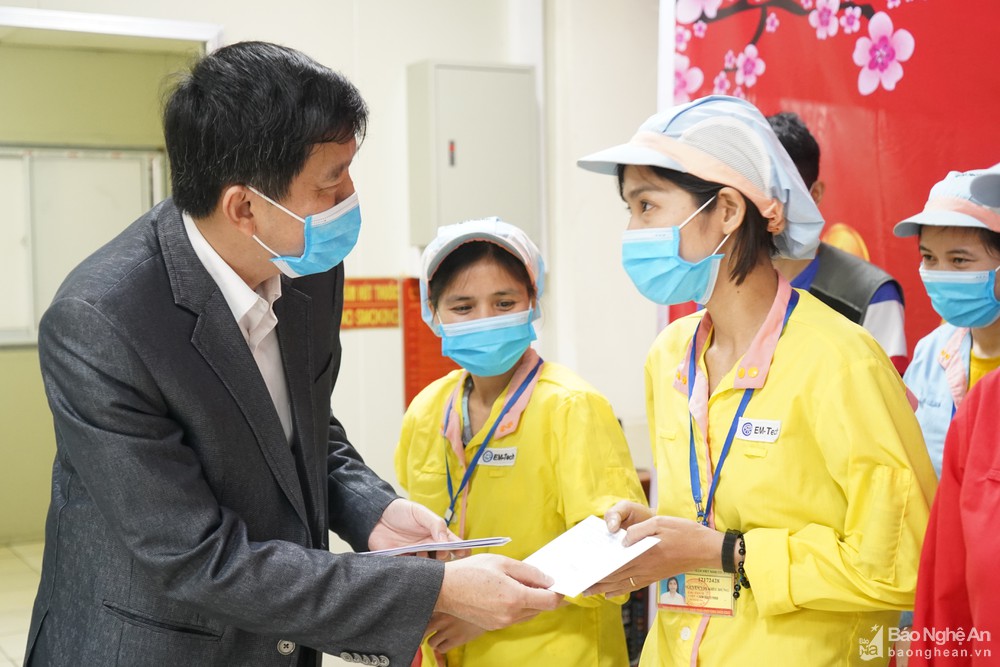 Công đoàn Nghệ An hướng về người lao động trong bối cảnh dịch bệnh