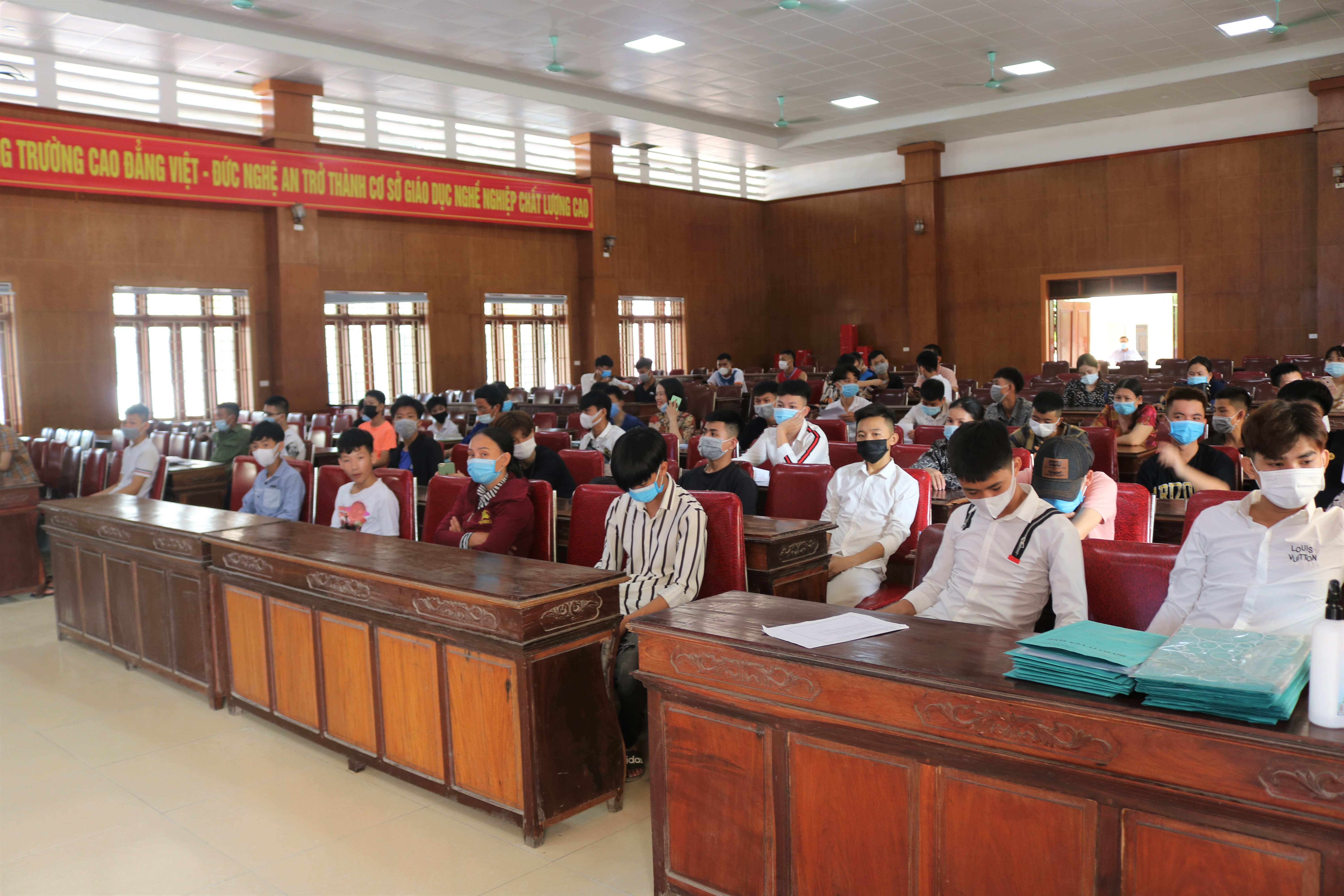  Chào mừng các tân học sinh, sinh viên Khóa 15 nhập học