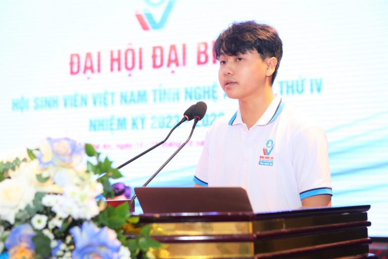  Sinh viên tỉnh Nghệ An Tiên phong chuyển đổi số
