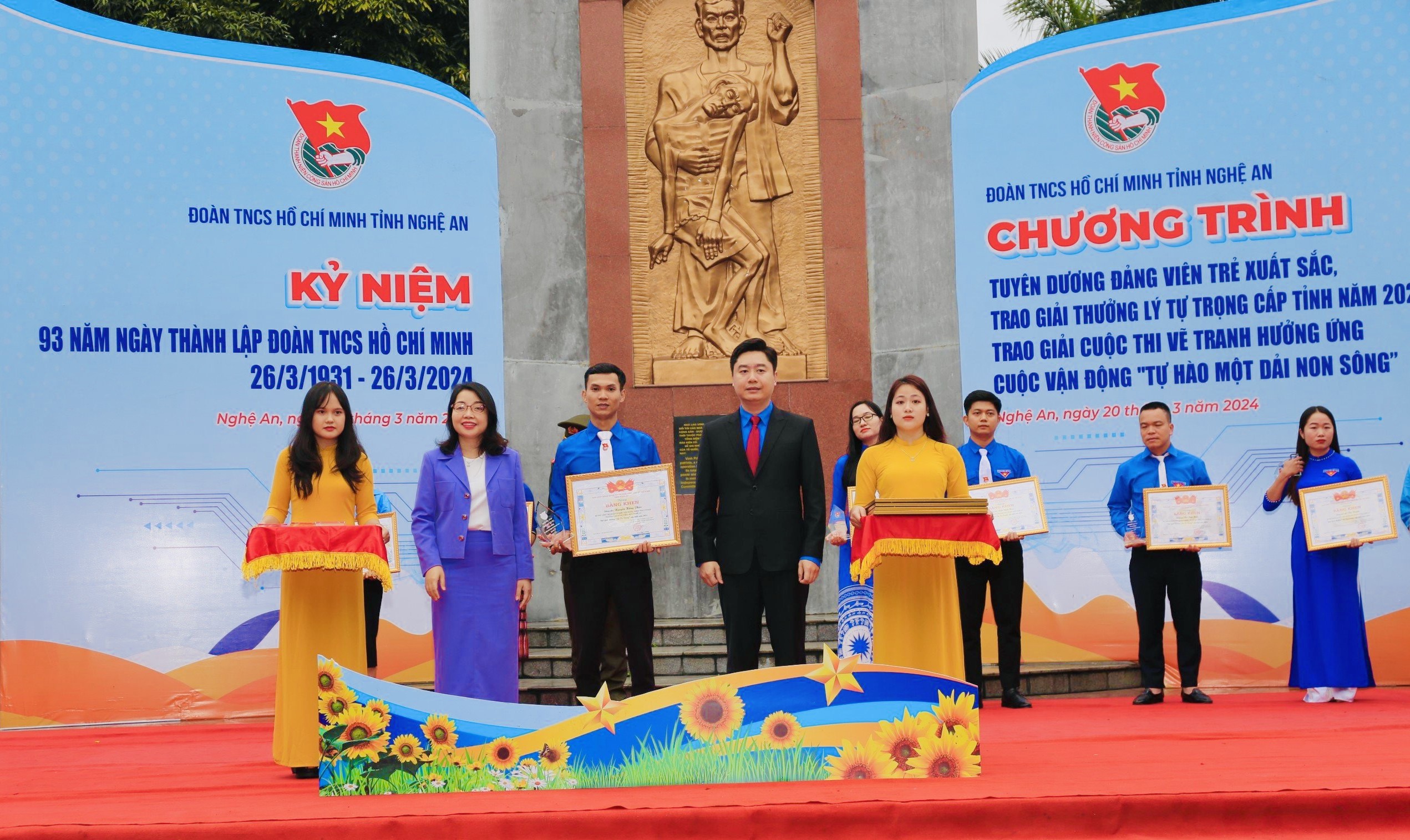Bí thư Liên chi đoàn Cơ khí – Xây dựng – Khoa học Cơ bản Nguyễn Hồng Phúc – Gương mặt xuất sắc của Đoàn Thanh niên Trường Cao đẳng Việt – Đức Nghệ An