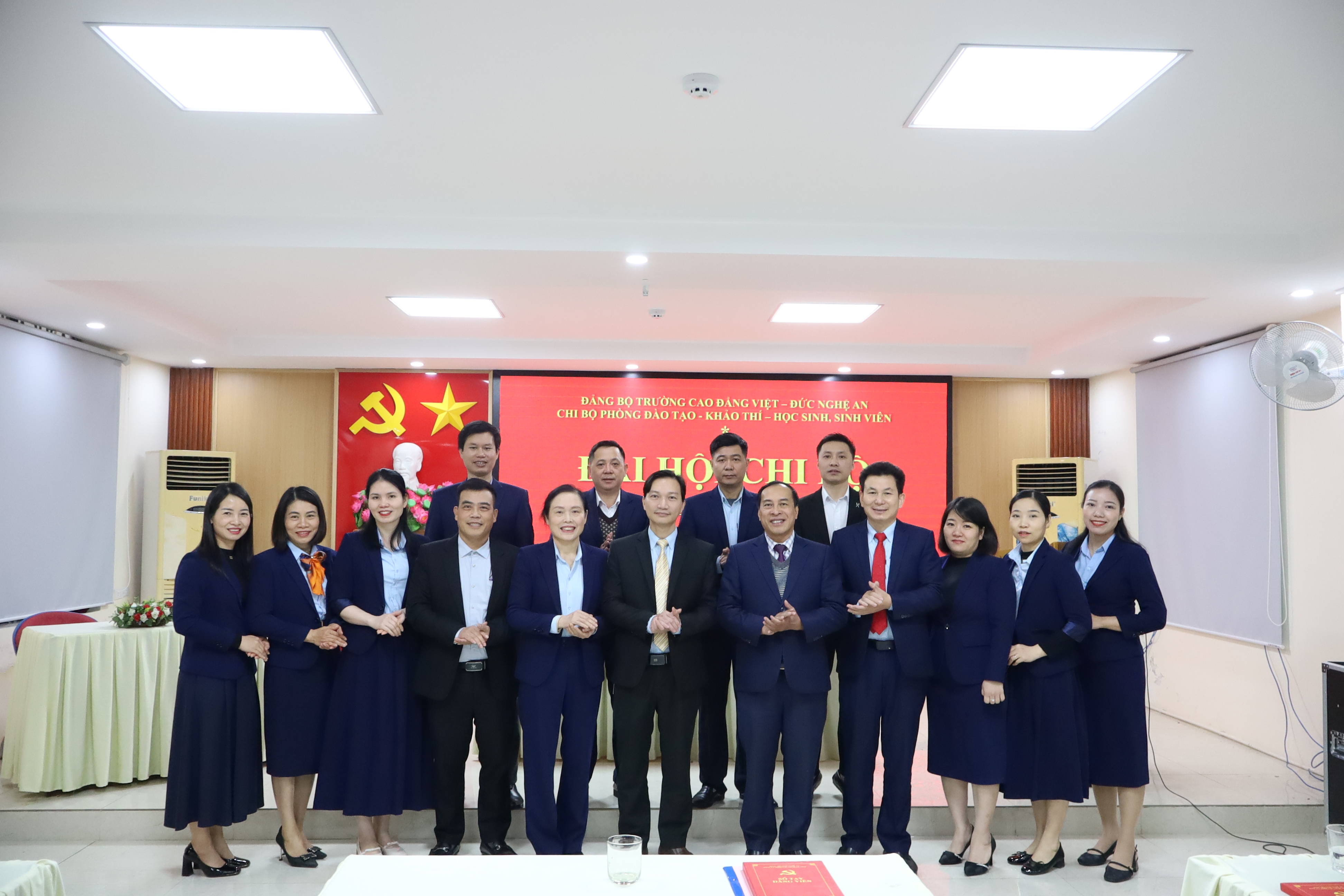 Đại hội Chi bộ phòng Đào tạo – Khảo thí đảm bảo chất lượng – Công tác học sinh sinh viên và Chi bộ phòng Tổ chức – Kế hoạch: Nhiều phương hướng, nhiệm vụ được đặt ra