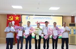 Trường Cao đẳng Việt – Đức Nghệ An tổ chức Lễ Công bố các Quyết định Sắp xếp, tinh gọn bộ máy và Bổ nhiệm về công tác cán bộ