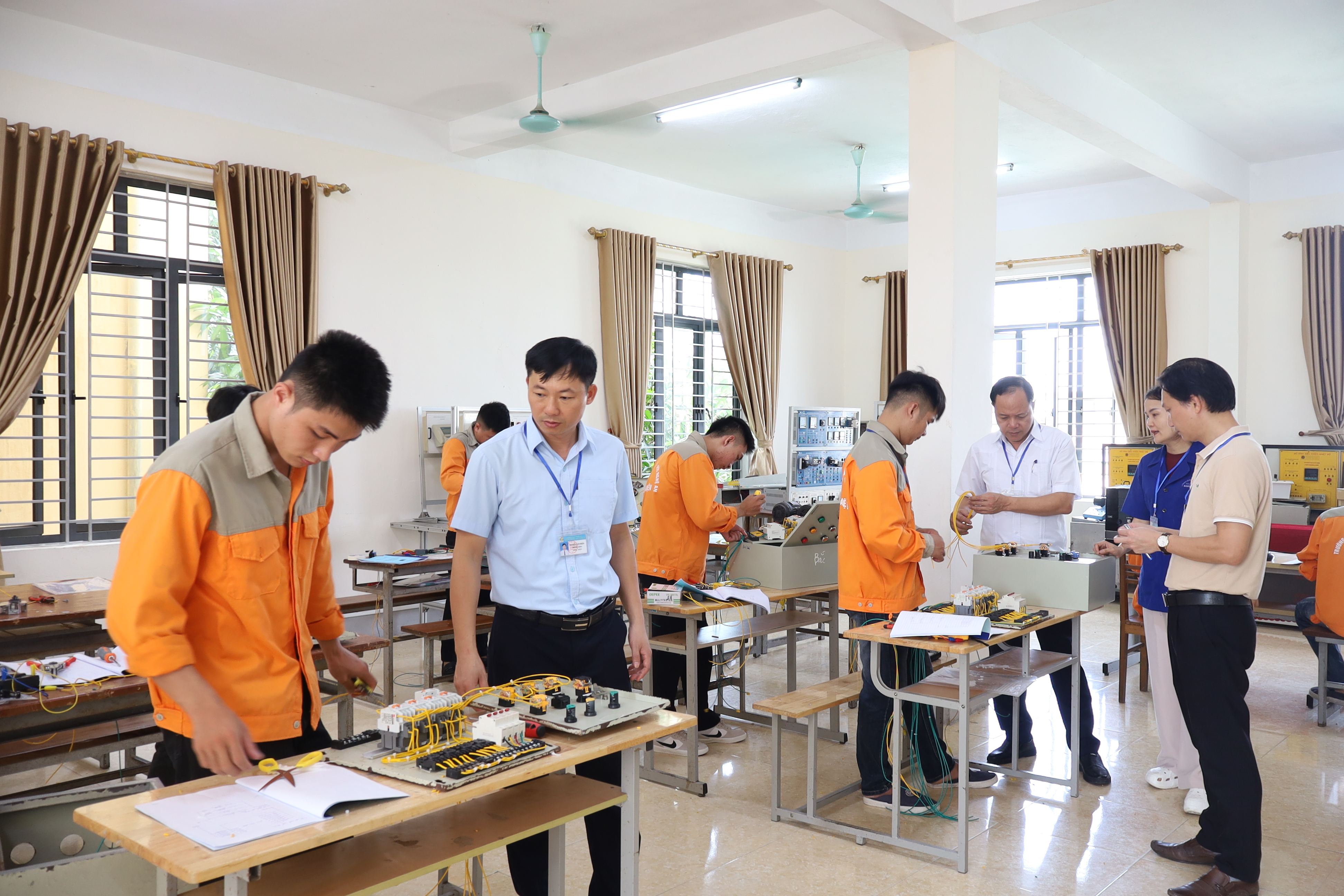 Trường Cao đẳng Việt – Đức Nghệ An tổ chức Kỳ thi tốt nghiệp Cao đẳng năm 2025
